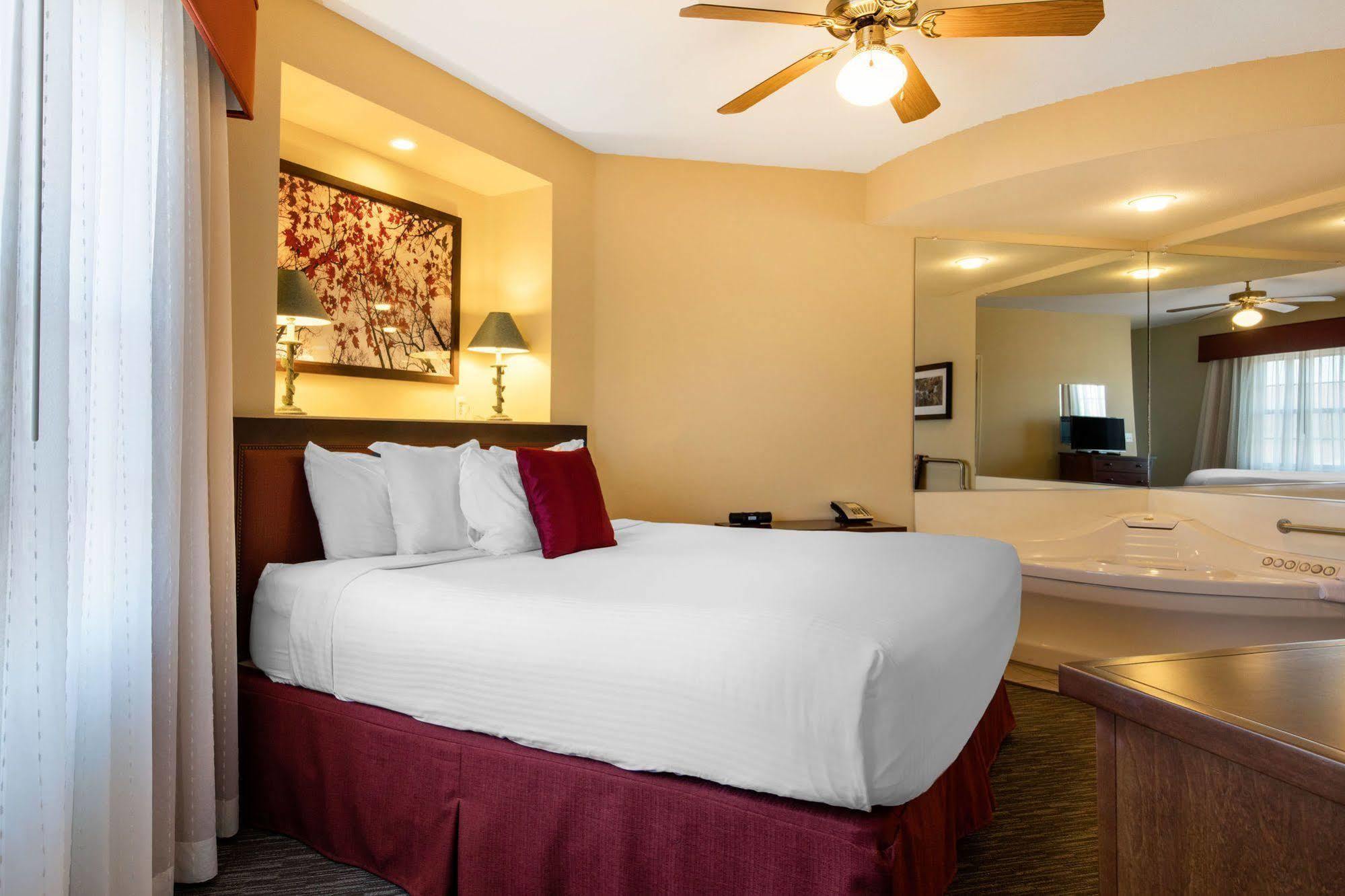 Bluegreen Vacations The Falls Village, An Ascend Resort Branson Extérieur photo