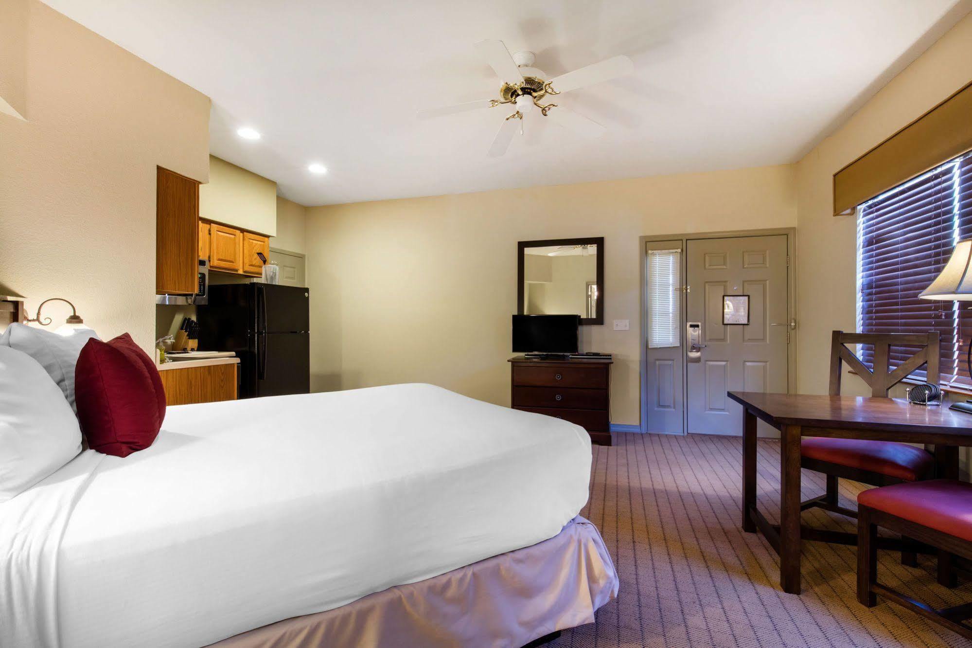 Bluegreen Vacations The Falls Village, An Ascend Resort Branson Extérieur photo