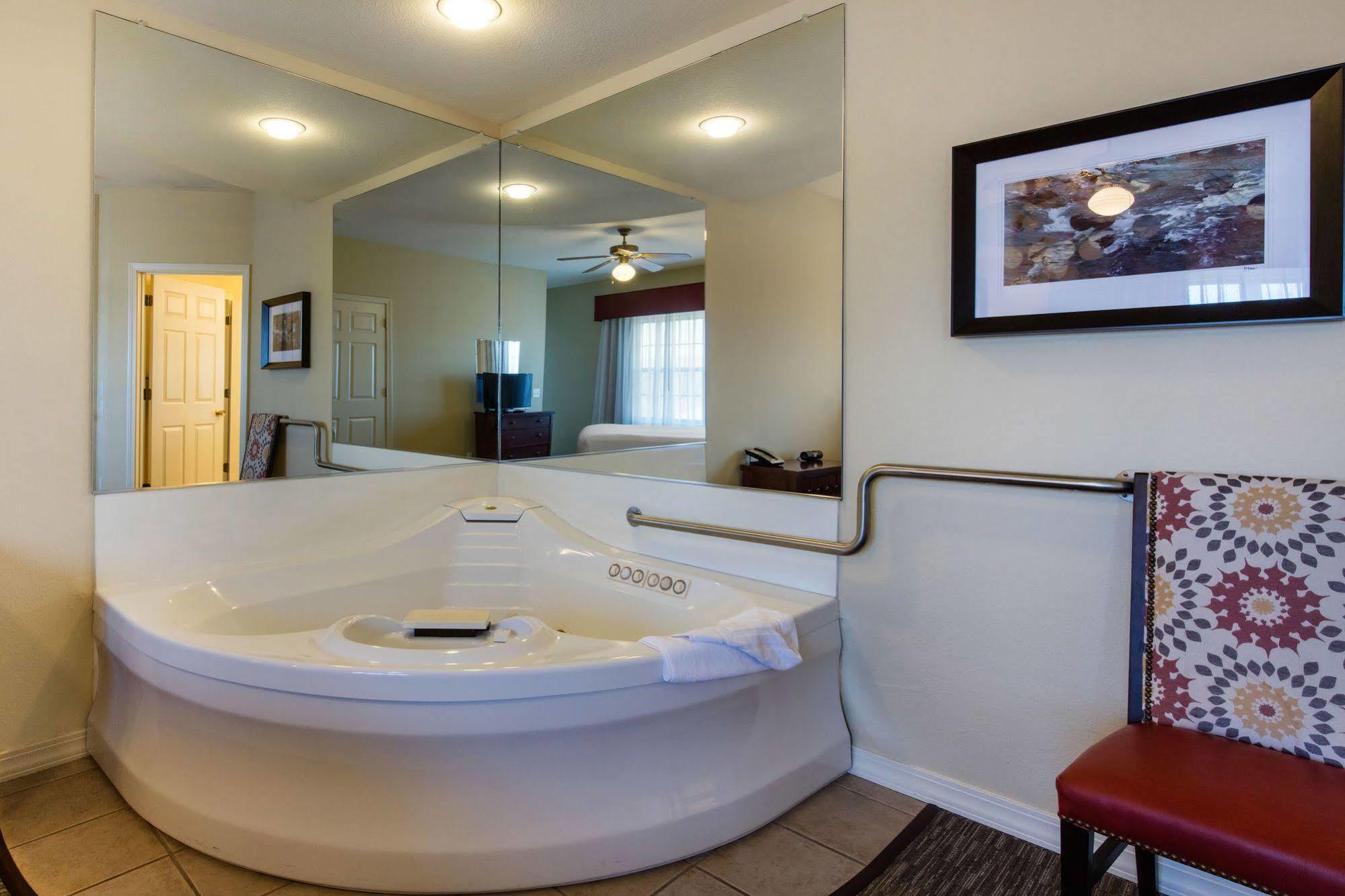 Bluegreen Vacations The Falls Village, An Ascend Resort Branson Extérieur photo