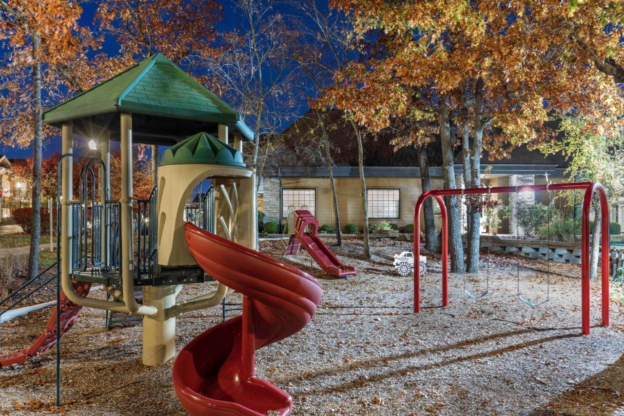 Bluegreen Vacations The Falls Village, An Ascend Resort Branson Extérieur photo